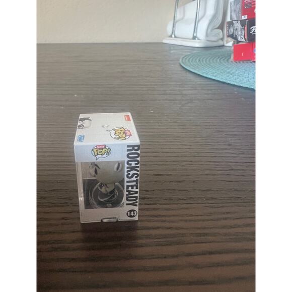 SDCC 4000 PIECE TMNT BITTY B&W Rocksteady #143 Funko Pop Teenage Ninja Turtles - Picture 4 of 6